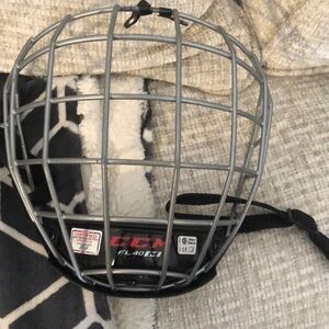 CCM FL40M hockey face shield